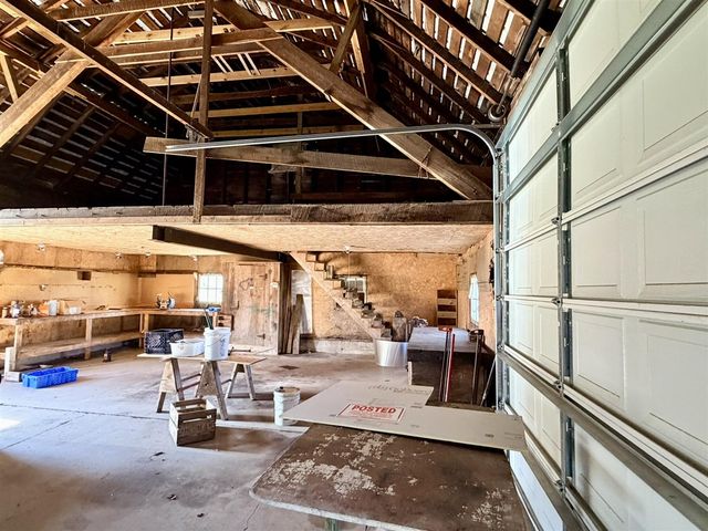 6629 N Branch Road, Benton Harbor, MI 49022