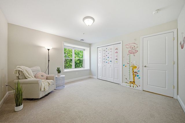 179 Park St 403, Medford, MA 02155