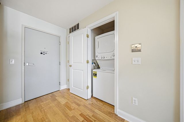 179 Park St 403, Medford, MA 02155