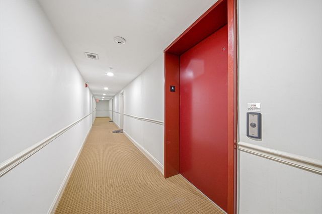 179 Park St 403, Medford, MA 02155