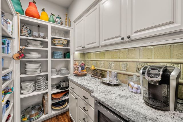 61302 Tam McArthur Loop, Bend, OR 97702