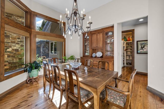 61302 Tam McArthur Loop, Bend, OR 97702