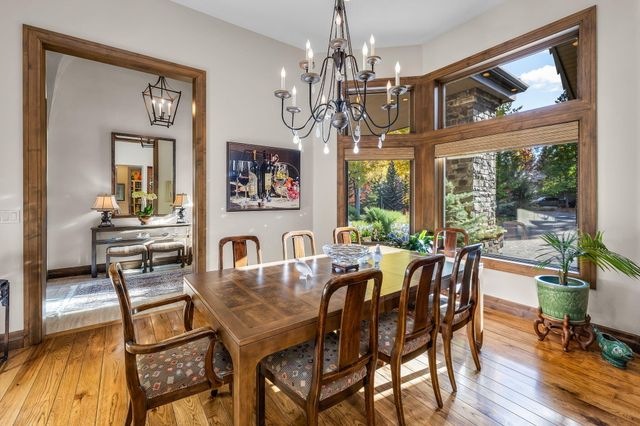 61302 Tam McArthur Loop, Bend, OR 97702