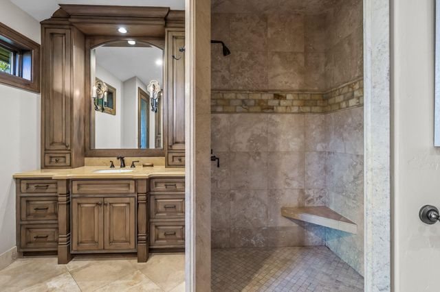 61302 Tam McArthur Loop, Bend, OR 97702