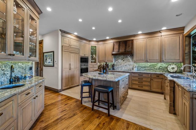 61302 Tam McArthur Loop, Bend, OR 97702