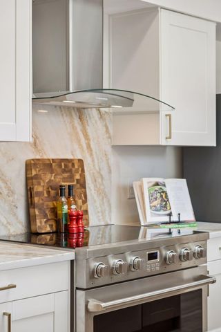 2841 W 91st Street, Bloomington, MN 55431