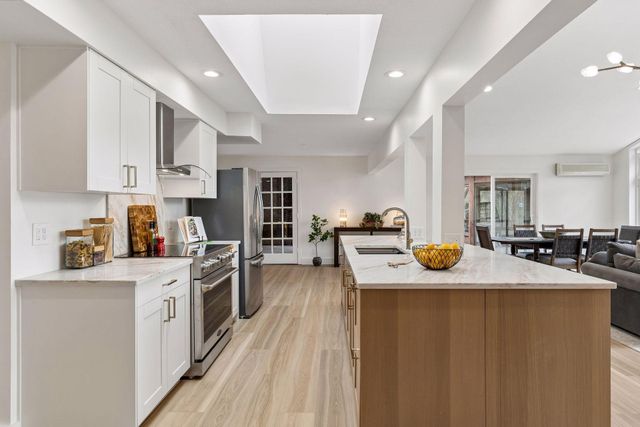 2841 W 91st Street, Bloomington, MN 55431