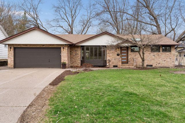 2841 W 91st Street, Bloomington, MN 55431