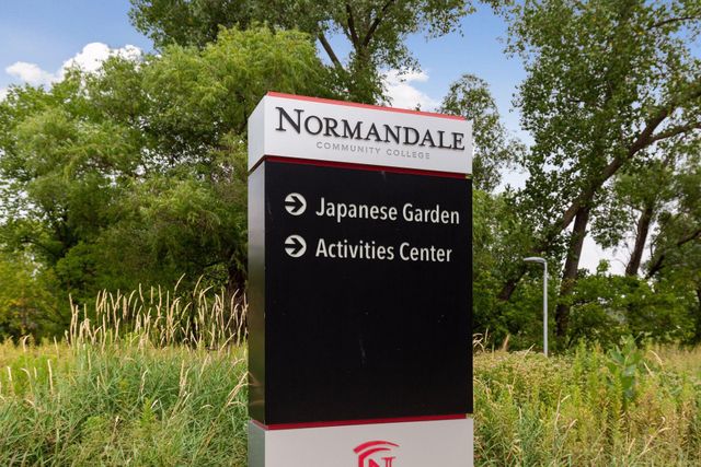 2841 W 91st Street, Bloomington, MN 55431