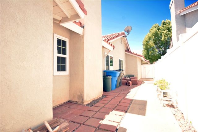 45292 Tournament Ln, Temecula, CA 92592