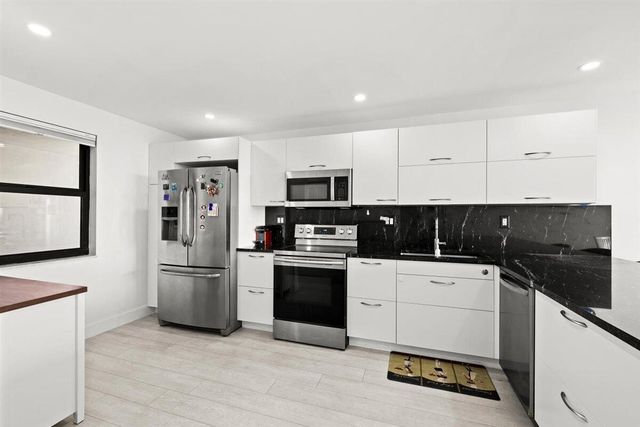 1401 N Riverside Drive 1104, Pompano Beach, FL 33062