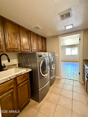 5911 E PEAK VIEW Road, Cave Creek, AZ 85331