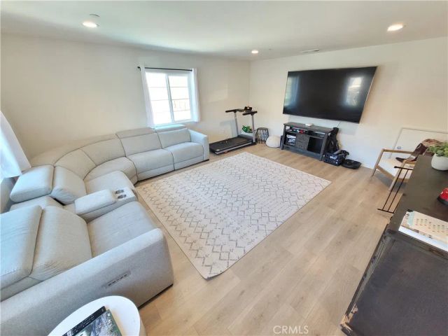 30402 Concord Coach Court, Winchester, CA 92596