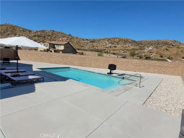 30402 Concord Coach Court, Winchester, CA 92596