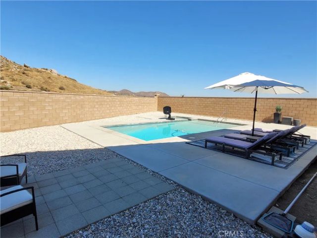 30402 Concord Coach Court, Winchester, CA 92596