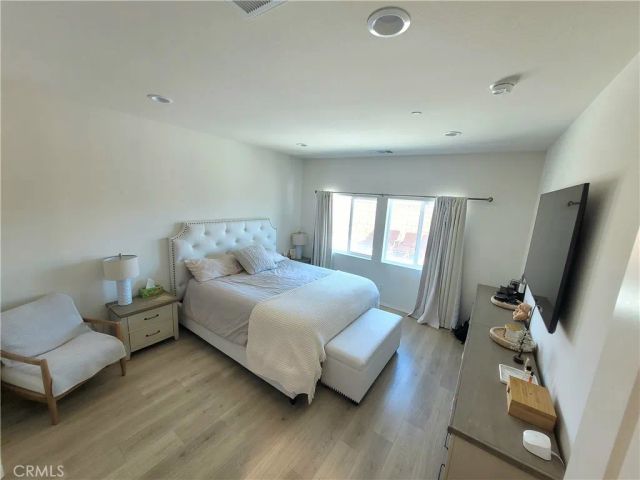 30402 Concord Coach Court, Winchester, CA 92596