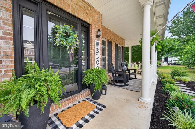 683 DELLINGER DR, Strasburg, VA 22657