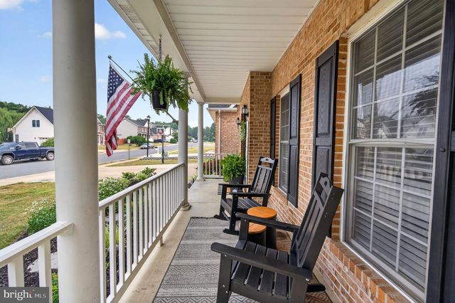 683 DELLINGER DR, Strasburg, VA 22657