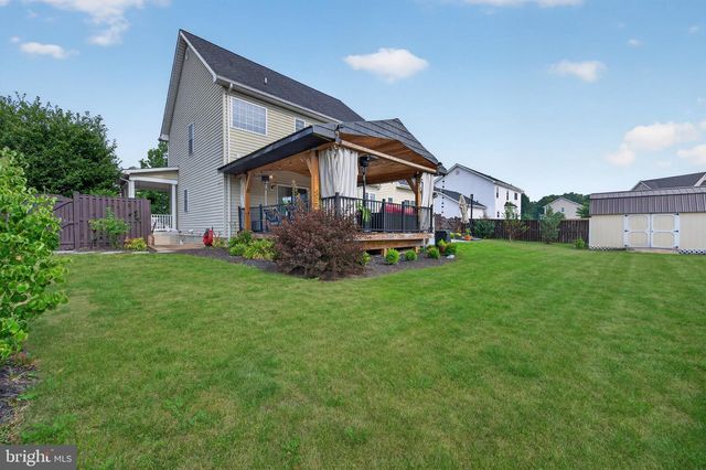683 DELLINGER DR, Strasburg, VA 22657