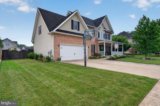 683 DELLINGER DR, Strasburg, VA 22657