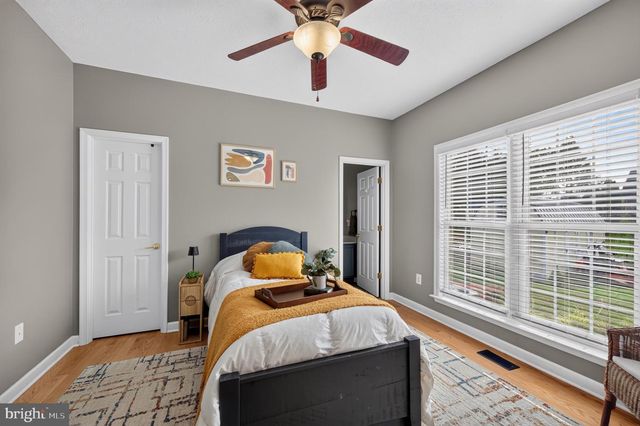 683 DELLINGER DR, Strasburg, VA 22657
