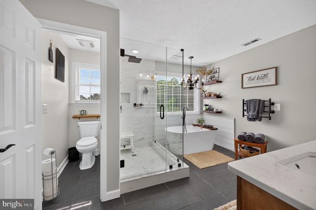 683 DELLINGER DR, Strasburg, VA 22657