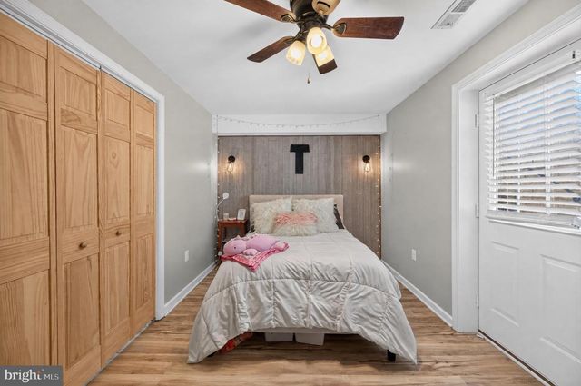 683 DELLINGER DR, Strasburg, VA 22657