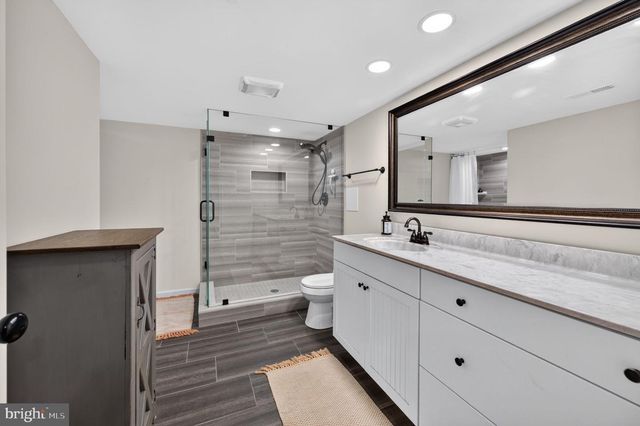 683 DELLINGER DR, Strasburg, VA 22657
