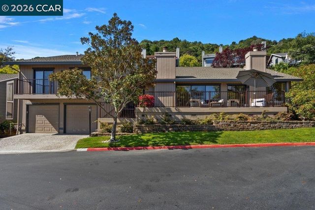 39 Sea Pines Street, Moraga, CA 94556