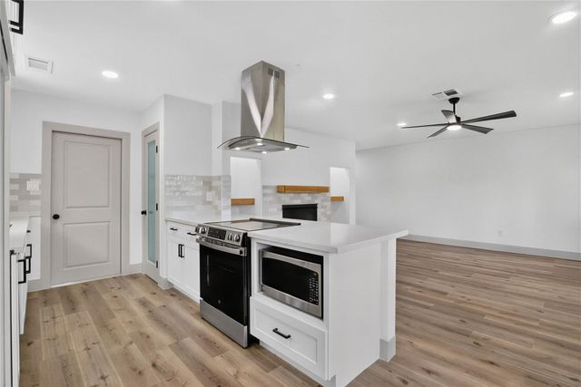 926 Buoy Road, Houston, TX 77062