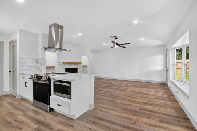926 Buoy Road, Houston, TX 77062