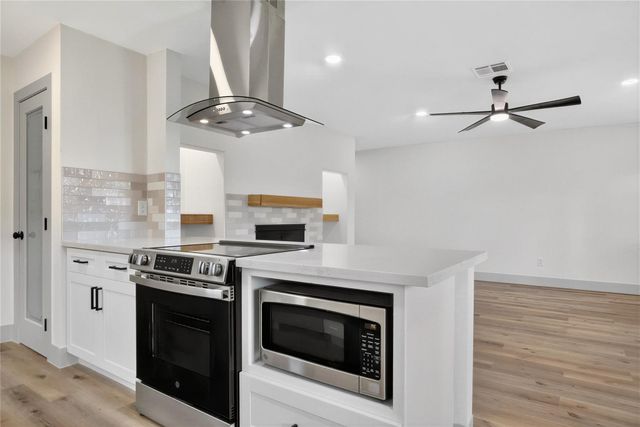 926 Buoy Road, Houston, TX 77062