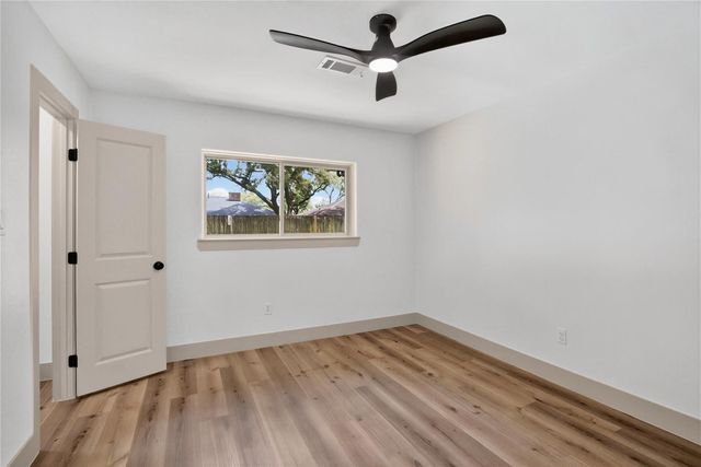 926 Buoy Road, Houston, TX 77062