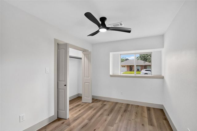 926 Buoy Road, Houston, TX 77062