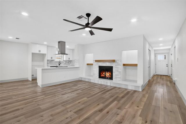 926 Buoy Road, Houston, TX 77062