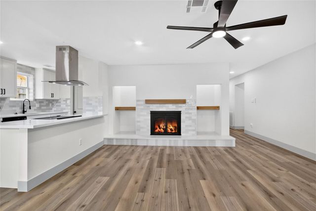 926 Buoy Road, Houston, TX 77062