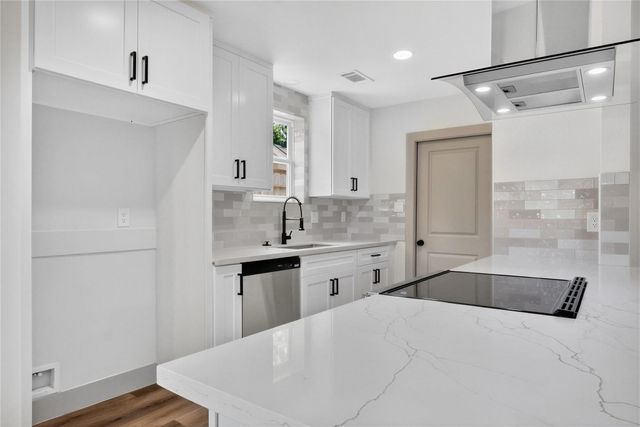 926 Buoy Road, Houston, TX 77062