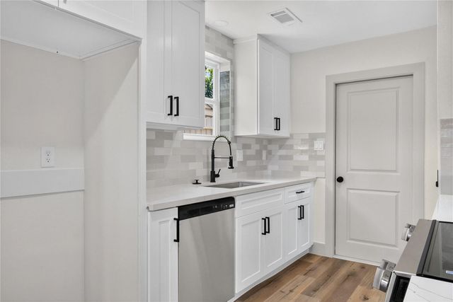 926 Buoy Road, Houston, TX 77062