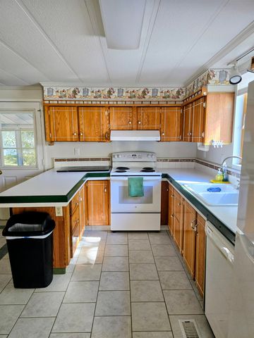 1 Marsh Hill Circle, Tilton, NH 03276