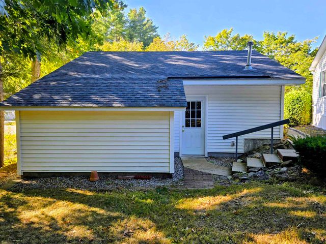 1 Marsh Hill Circle, Tilton, NH 03276
