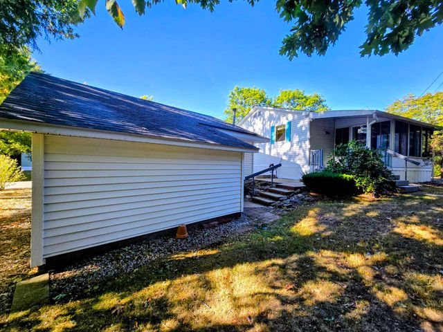 1 Marsh Hill Circle, Tilton, NH 03276
