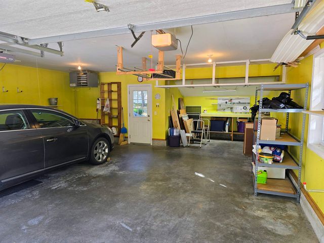 1 Marsh Hill Circle, Tilton, NH 03276