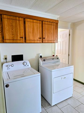 1 Marsh Hill Circle, Tilton, NH 03276