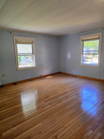 1 Marsh Hill Circle, Tilton, NH 03276