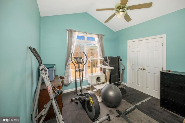 5823 SUMERDUCK RD, Sumerduck, VA 22742