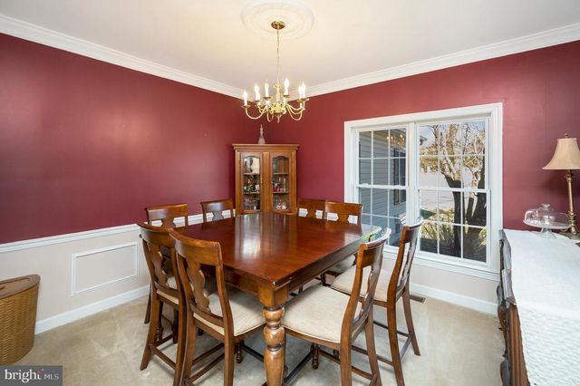 5823 SUMERDUCK RD, Sumerduck, VA 22742