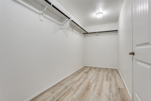 1725 Crescent Oak Street, Wylie, TX 75098