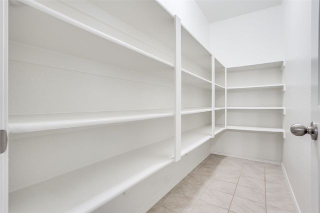 1725 Crescent Oak Street, Wylie, TX 75098