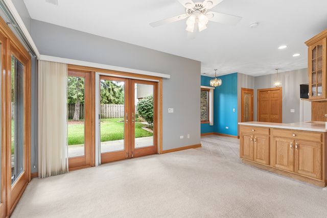 7202 Gold Grove Place, Darien, IL 60561