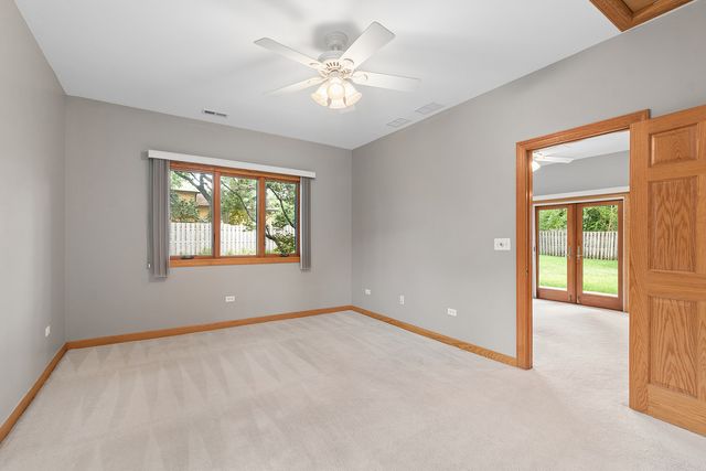 7202 Gold Grove Place, Darien, IL 60561